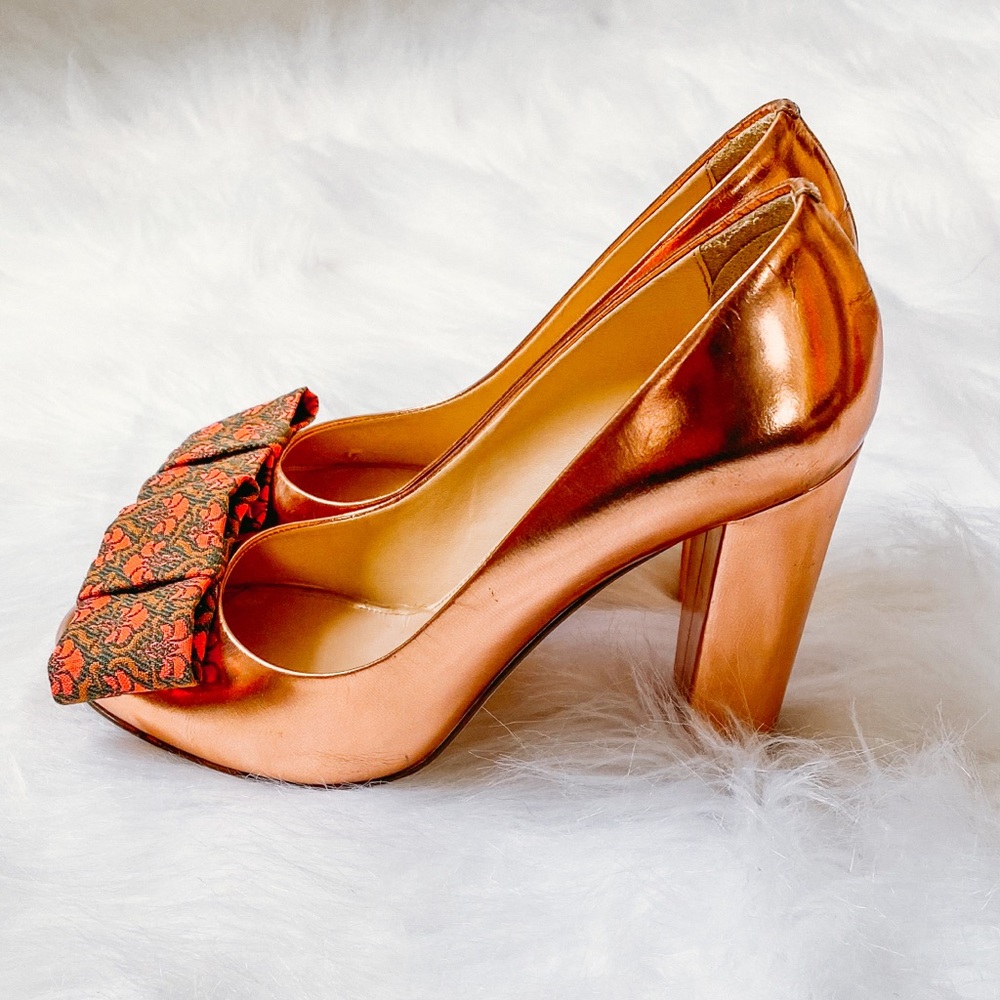J.Crew Rose Gold Bow Heels Size 7